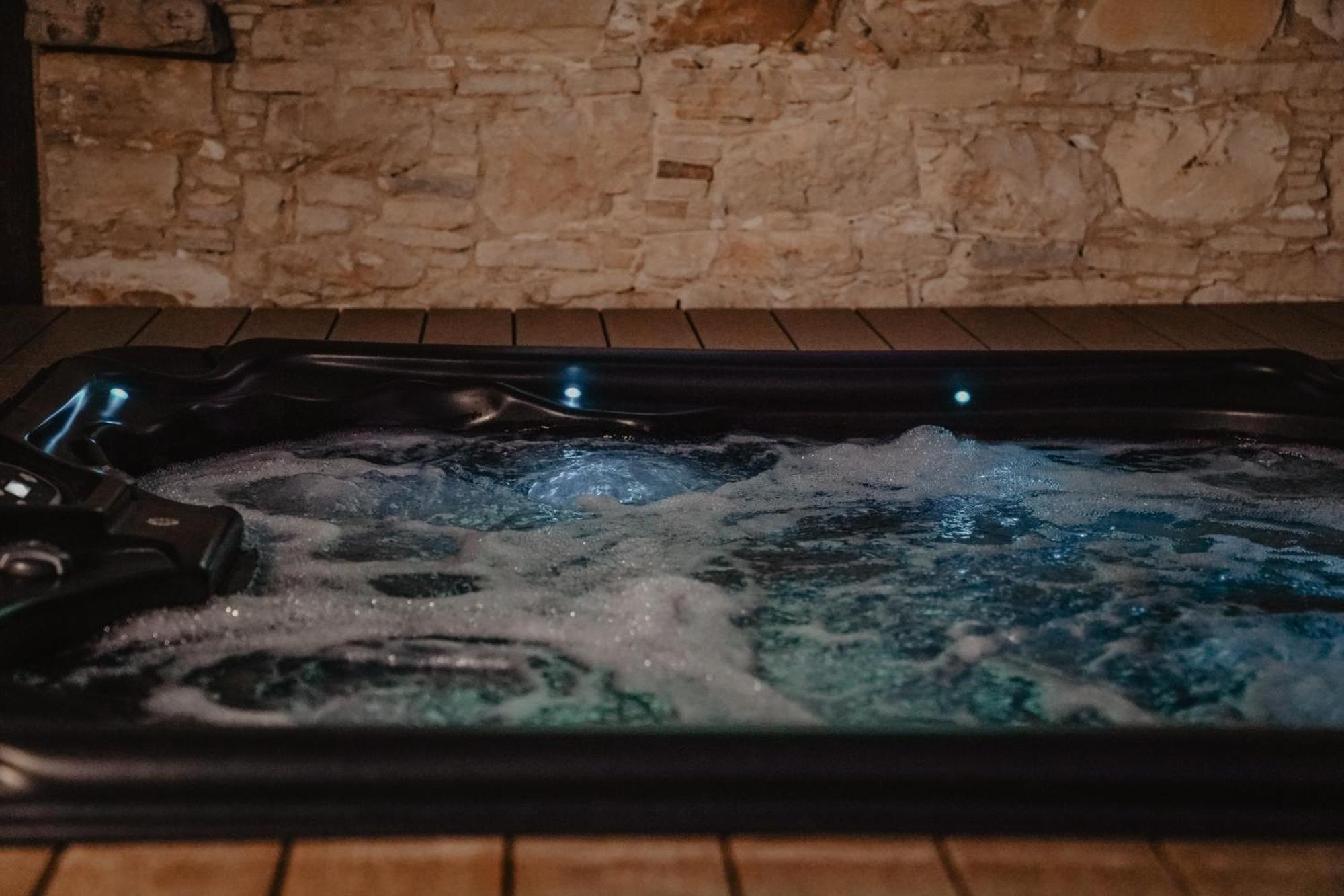 The Stonehouse Suites With Private Bath Spas Limasol Buitenkant foto