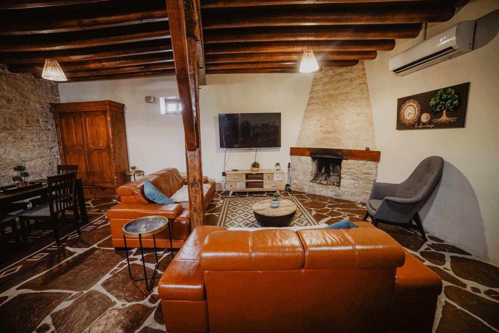 The Stonehouse Suites With Private Bath Spas Limasol Buitenkant foto